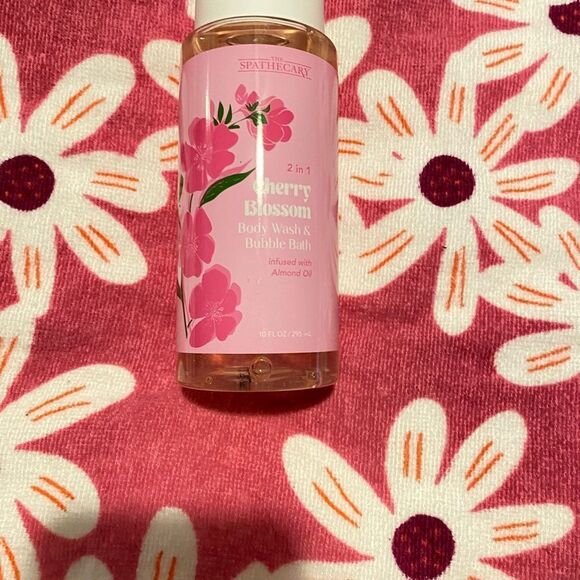 🛍️ Spathecary 2in Cherry Blossom Body
Wash and Bubble Bath10 OZ💥 - Picture 3 of 9